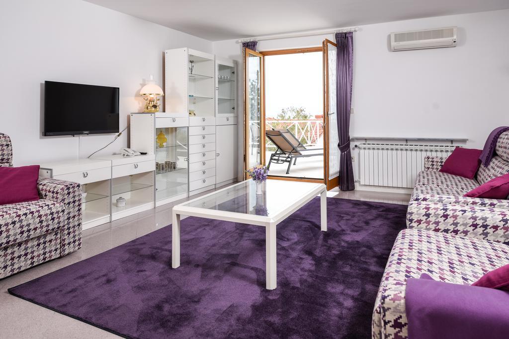 Apartmani Alice Нивице Экстерьер фото